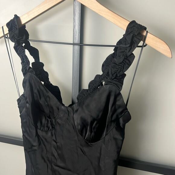 ASTR Crisscross Back Midi Dress Size Small - Picture 3 of 11